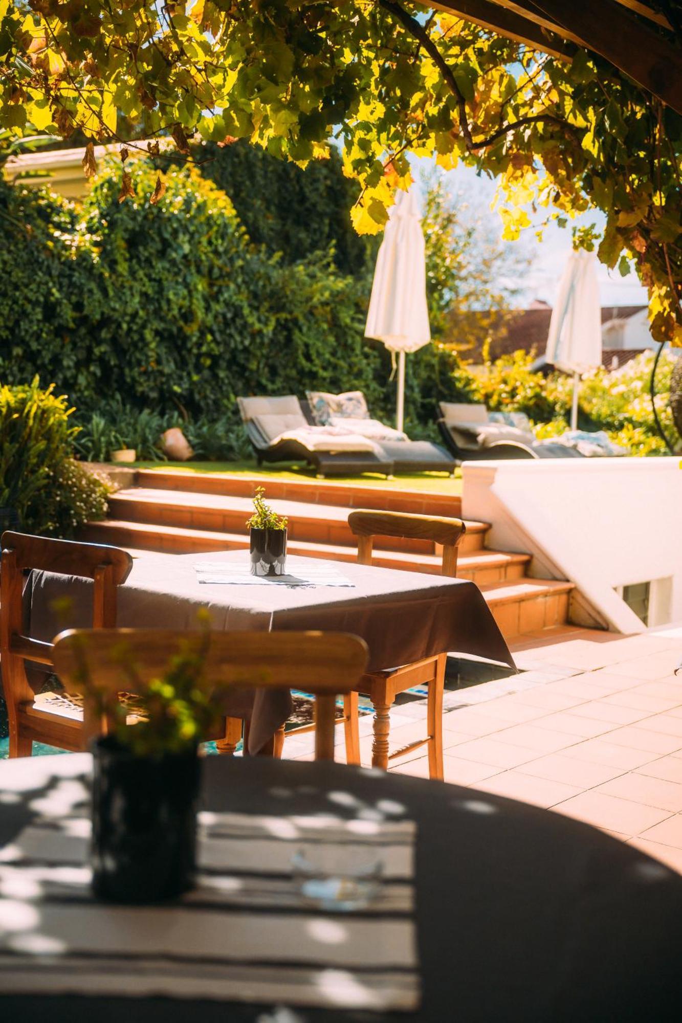 Acorn House Bed & Breakfast 4*